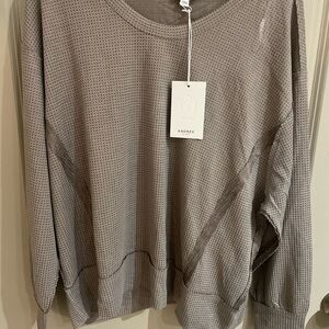 ANDREE BY UNIT Women's Taupe Waffle Knit Top